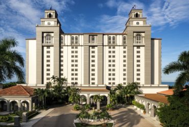 Ritz-Carlton, Naples